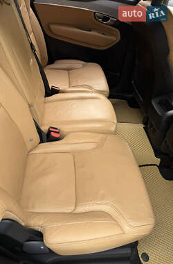 Внедорожник / Кроссовер Volvo XC90 2016 в 