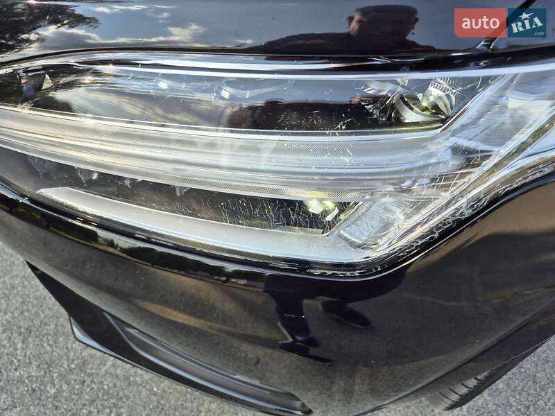 Позашляховик / Кросовер Volvo XC90 2020 в Києві фото 14 Позашляховик / Кросовер Volvo XC90 2020 в Києві