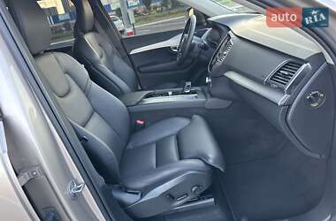 Внедорожник / Кроссовер Volvo XC90 2023 в 
