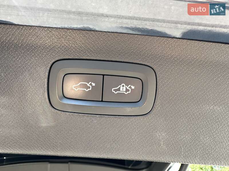 Позашляховик / Кросовер Volvo XC90 2018 в Житомирі фото 99 Позашляховик / Кросовер Volvo XC90 2018 в Житомирі