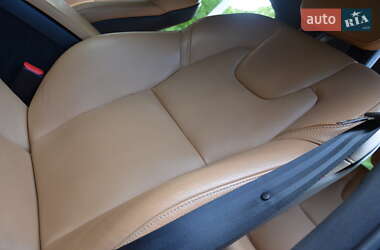 Внедорожник / Кроссовер Volvo XC90 2018 в 