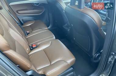 Внедорожник / Кроссовер Volvo XC90 2019 в 