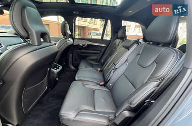 Внедорожник / Кроссовер Volvo XC90 2019 в 