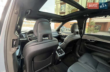 Внедорожник / Кроссовер Volvo XC90 2019 в 
