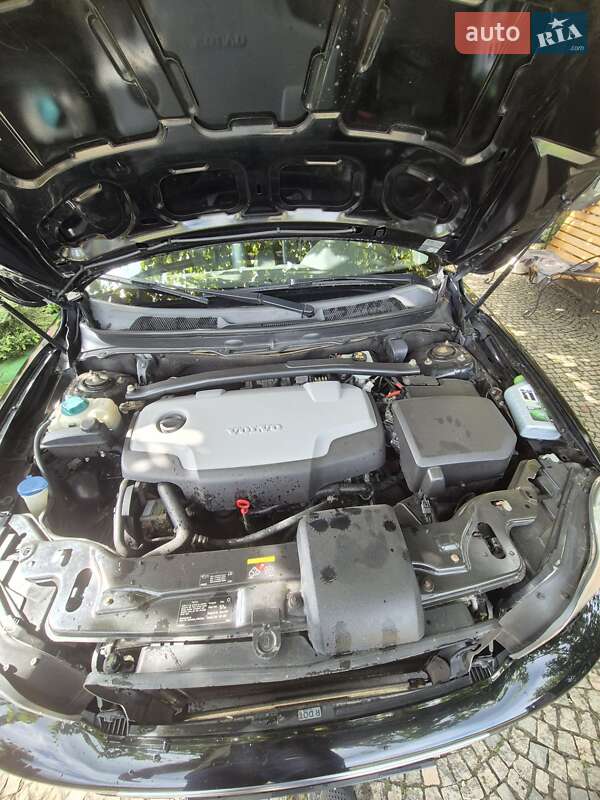 Внедорожник / Кроссовер Volvo XC90 2010 в Великом Раковце