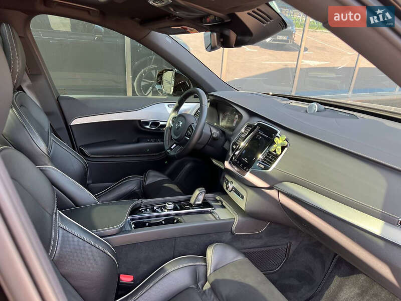 Внедорожник / Кроссовер Volvo XC90 2020 в Киеве