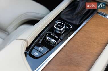 Внедорожник / Кроссовер Volvo XC90 2017 в 