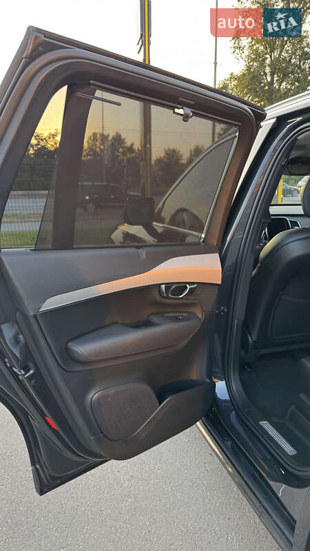 Внедорожник / Кроссовер Volvo XC90 2020 в Киеве