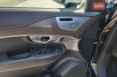 Внедорожник / Кроссовер Volvo XC90 2018 в 