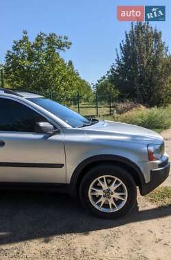 Внедорожник / Кроссовер Volvo XC90 2003 в 