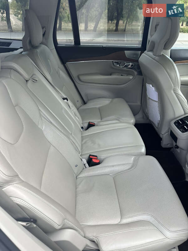 Позашляховик / Кросовер Volvo XC90 2016 в Кропивницькому