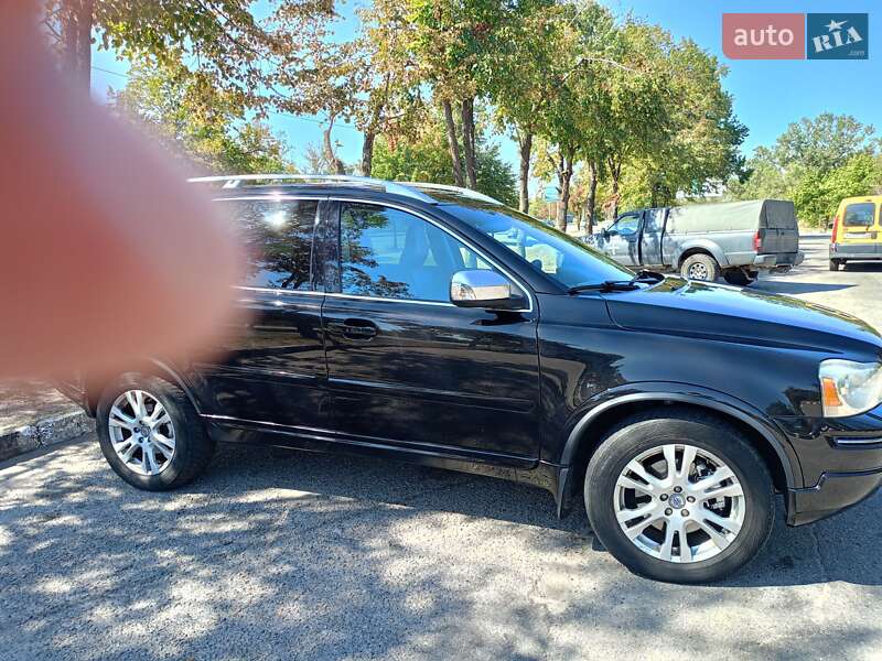 Позашляховик / Кросовер Volvo XC90 2013 в Запоріжжі