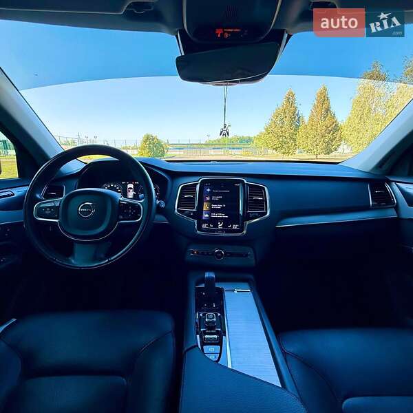 Внедорожник / Кроссовер Volvo XC90 2019 в Александрие