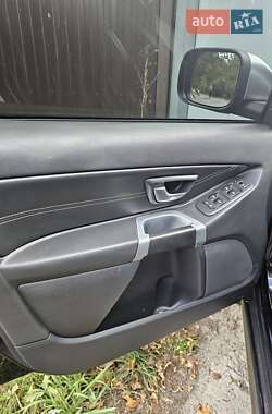 Внедорожник / Кроссовер Volvo XC90 2013 в 