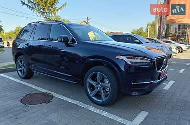 Позашляховик / Кросовер Volvo XC90 2019 в 