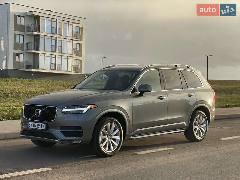 Внедорожник / Кроссовер Volvo XC90 2019 в 