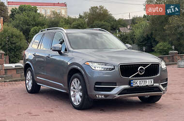 Внедорожник / Кроссовер Volvo XC90 2019 в 