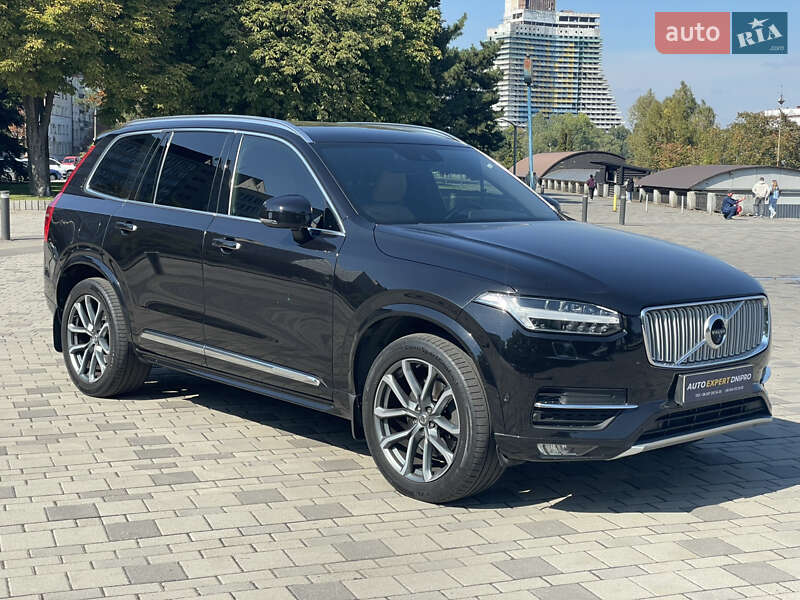 Внедорожник / Кроссовер Volvo XC90 2016 в Днепре фото 4 Внедорожник / Кроссовер Volvo XC90 2016 в Днепре