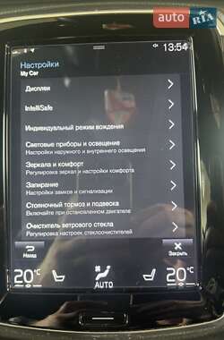 Внедорожник / Кроссовер Volvo XC90 2018 в 