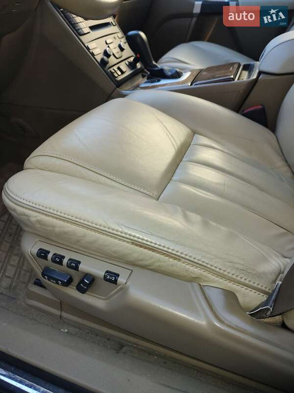 Позашляховик / Кросовер Volvo XC90 2011 в Звягелі