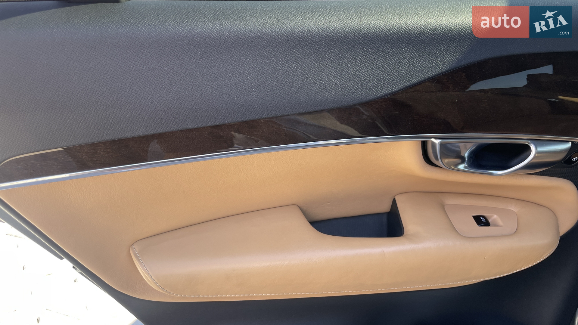 2016 Volvo XC90 - мініатюра 17