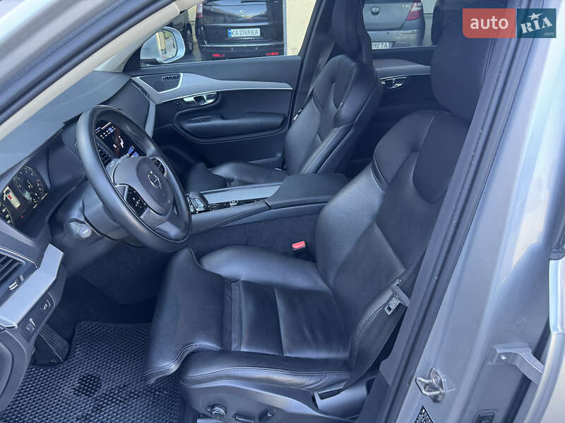 Внедорожник / Кроссовер Volvo XC90 2021 в Киеве