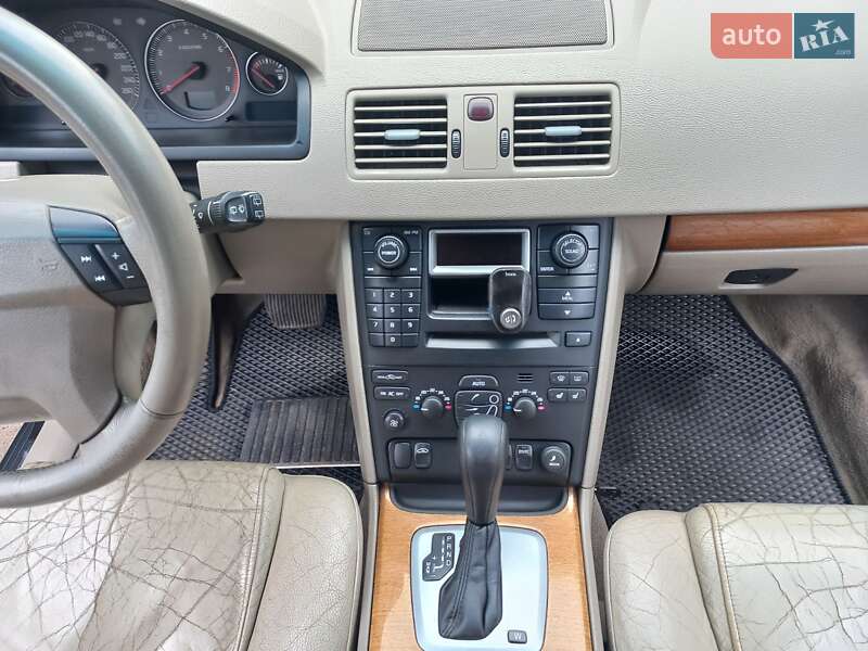 Внедорожник / Кроссовер Volvo XC90 2004 в Киеве фото 32 Внедорожник / Кроссовер Volvo XC90 2004 в Киеве