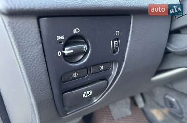 Позашляховик / Кросовер Volvo XC90 2013 в  фото 16 Позашляховик / Кросовер Volvo XC90 2013 в