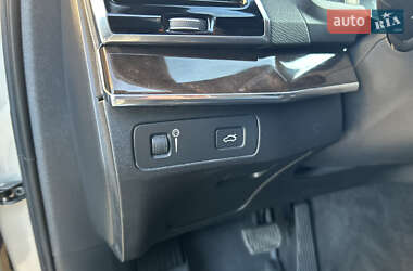 Внедорожник / Кроссовер Volvo XC90 2015 в 