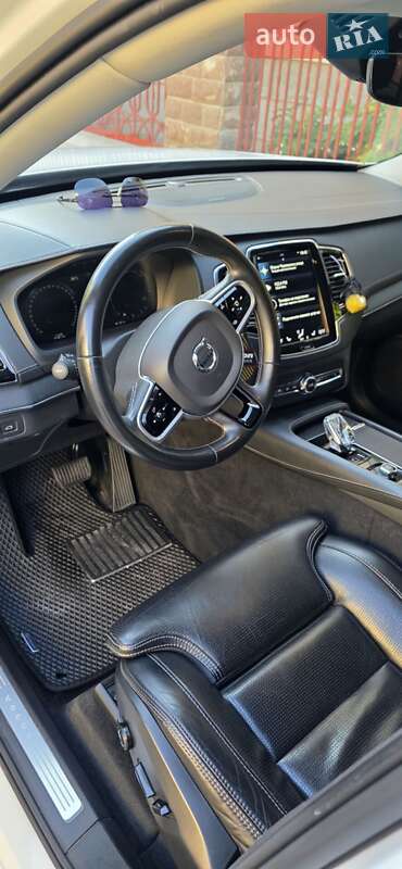 Внедорожник / Кроссовер Volvo XC90 2020 в Черновцах