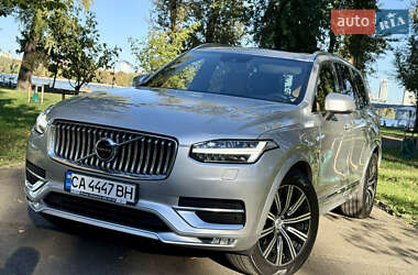 Позашляховик / Кросовер Volvo XC90 2019 в  фото 7 Позашляховик / Кросовер Volvo XC90 2019 в
