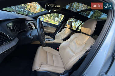 Позашляховик / Кросовер Volvo XC90 2019 в  фото 47 Позашляховик / Кросовер Volvo XC90 2019 в