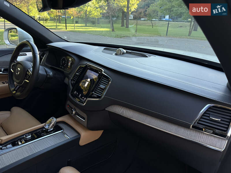 Внедорожник / Кроссовер Volvo XC90 2019 в Киеве фото 54 Внедорожник / Кроссовер Volvo XC90 2019 в Киеве