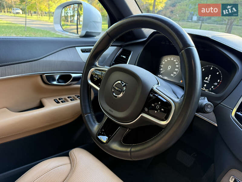 Внедорожник / Кроссовер Volvo XC90 2019 в Киеве фото 60 Внедорожник / Кроссовер Volvo XC90 2019 в Киеве