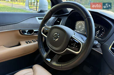 Позашляховик / Кросовер Volvo XC90 2019 в  фото 60 Позашляховик / Кросовер Volvo XC90 2019 в
