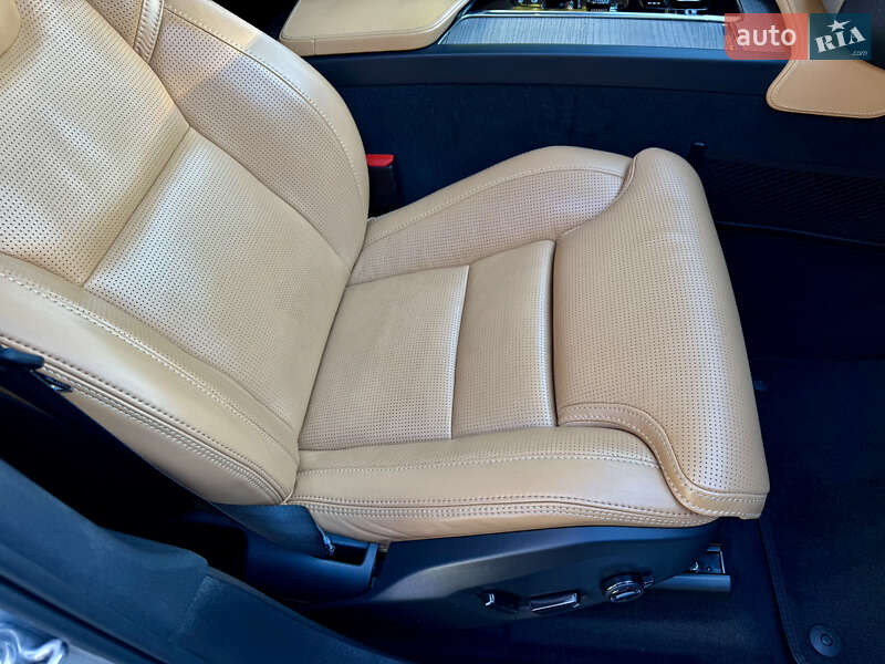 Внедорожник / Кроссовер Volvo XC90 2019 в Киеве фото 61 Внедорожник / Кроссовер Volvo XC90 2019 в Киеве