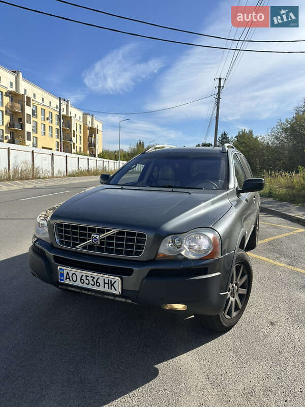 Volvo XC90 2004