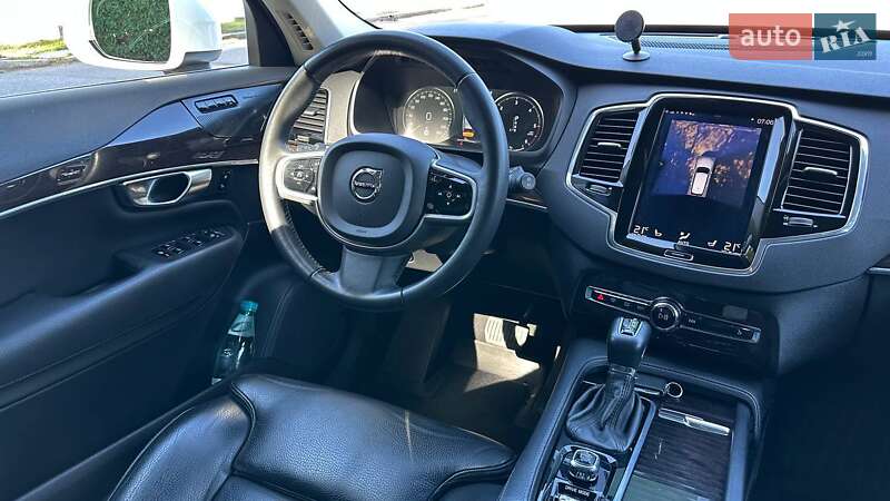 Внедорожник / Кроссовер Volvo XC90 2019 в Киеве