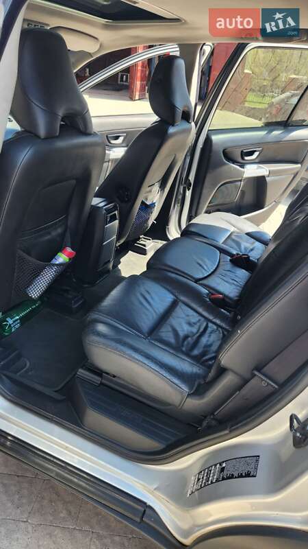 Внедорожник / Кроссовер Volvo XC90 2005 в Кременце