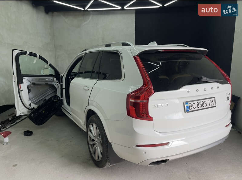 Позашляховик / Кросовер Volvo XC90 2016 в Львові фото 15 Позашляховик / Кросовер Volvo XC90 2016 в Львові