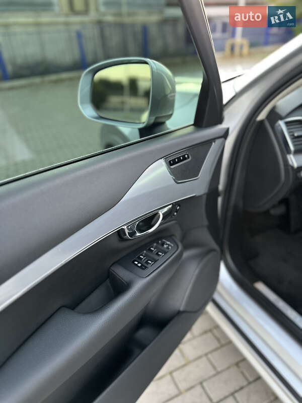 Внедорожник / Кроссовер Volvo XC90 2016 в Тернополе