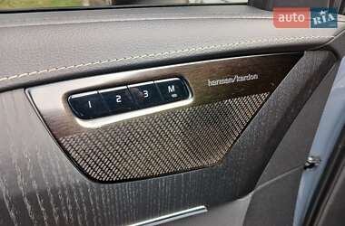 Внедорожник / Кроссовер Volvo XC90 2020 в 