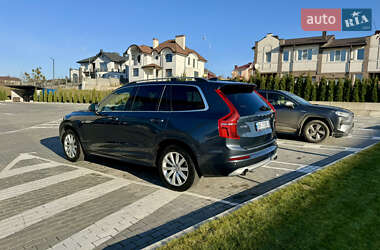 Внедорожник / Кроссовер Volvo XC90 2017 в 