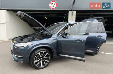 Внедорожник / Кроссовер Volvo XC90 2019 в Киеве