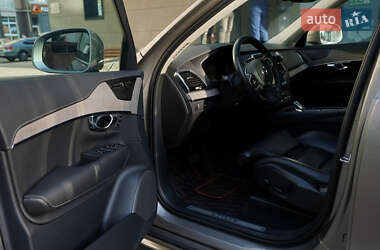 Позашляховик / Кросовер Volvo XC90 2020 в 