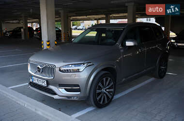 Позашляховик / Кросовер Volvo XC90 2020 в 