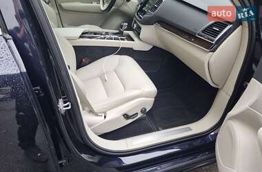 Внедорожник / Кроссовер Volvo XC90 2019 в 