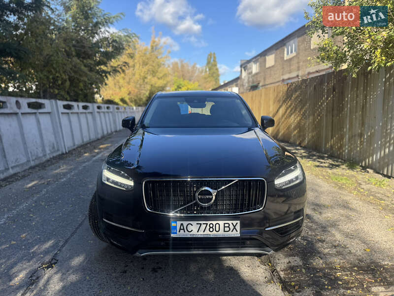 Внедорожник / Кроссовер Volvo XC90 2015 в Киеве