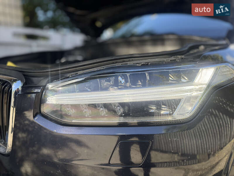 Внедорожник / Кроссовер Volvo XC90 2015 в Киеве