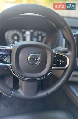 Внедорожник / Кроссовер Volvo XC90 2015 в 